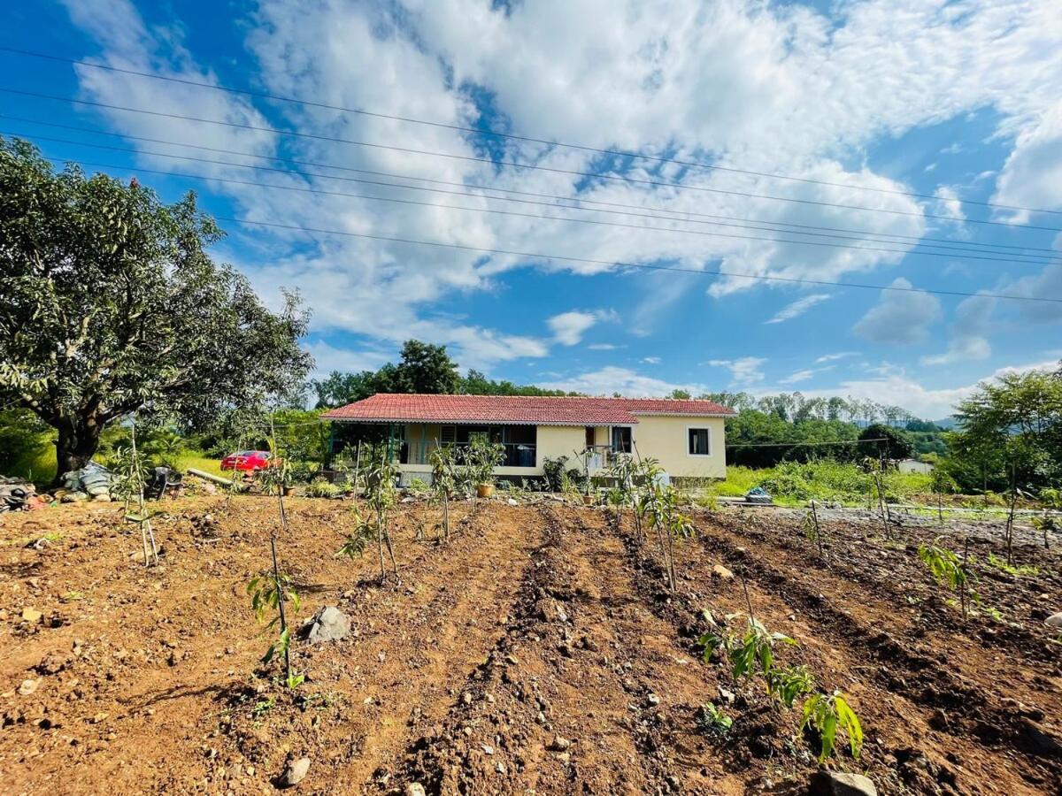 Aj Farms Villa Welhe Kültér fotó